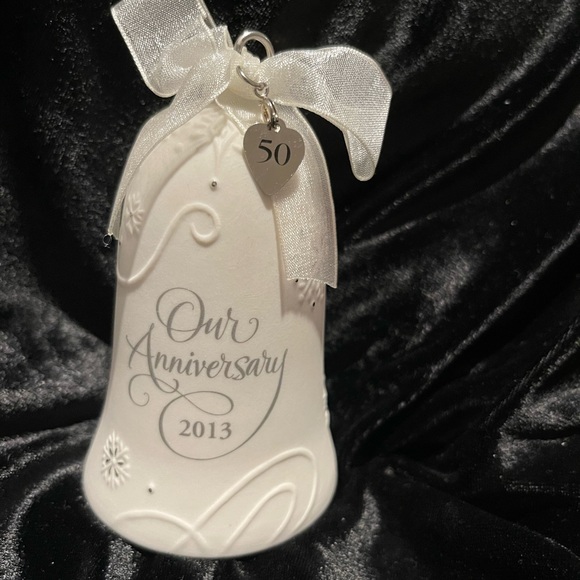 Hallmark Keepsake Anniversary Celebration Ornament 2013 Charm 50 in Original Box - Picture 1 of 9